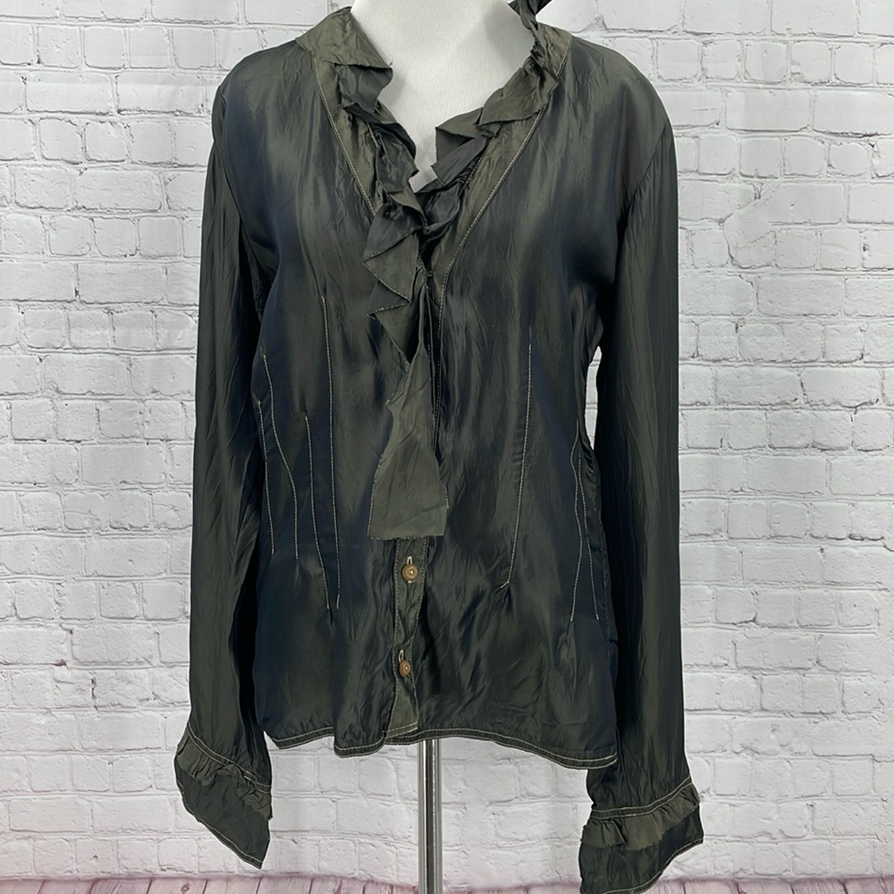 Neesh by D.A.R. Anthropologie Shimmery 100% Acetate Large Ruffle Feminine Top